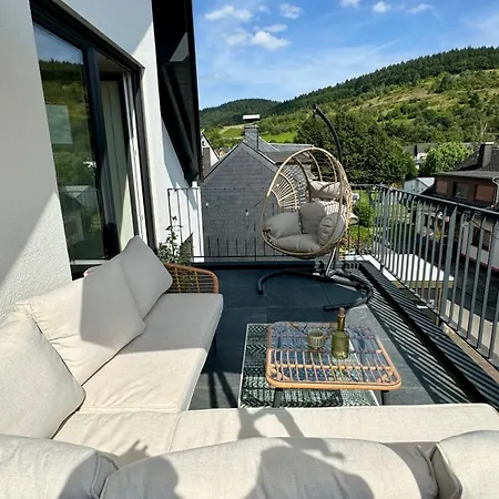 Mosel - Netflix - Parking