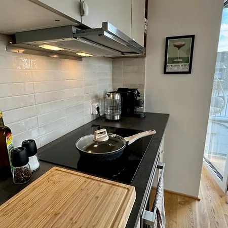 Mosel - Netflix - Modern & Zentral *