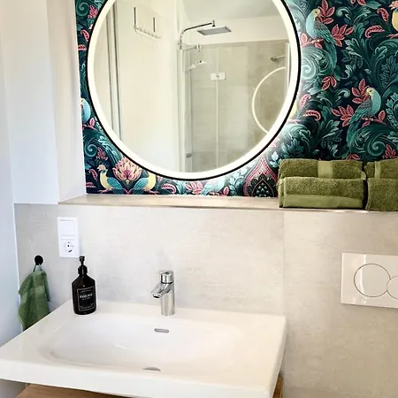 Mosel - Netflix - Modern & Zentral Apartment Schweich