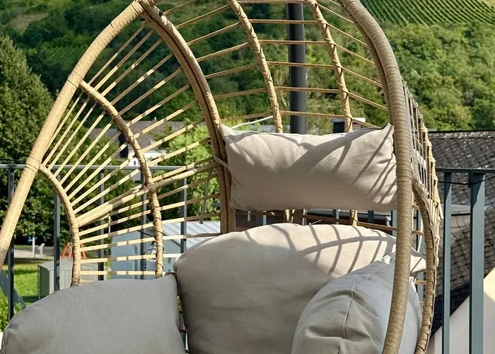 Mosel - Netflix - Modern & Zentral *