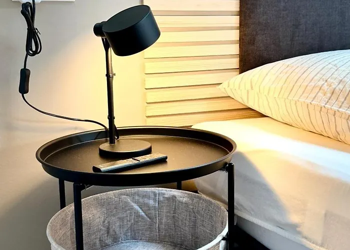 Mosel - Netflix - Modern & Zentral Schweich