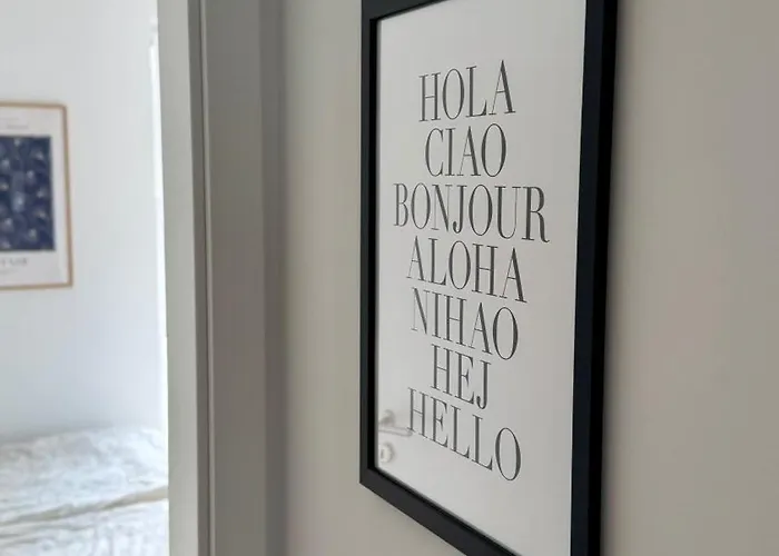 Mosel - Netflix - Modern & Zentral *