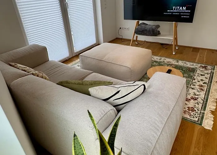 Mosel - Netflix - Modern & Zentral Schweich